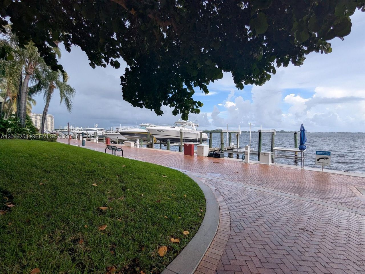 4000 Towerside Ter, Unit 1407, Miami, FL 33138 Photo