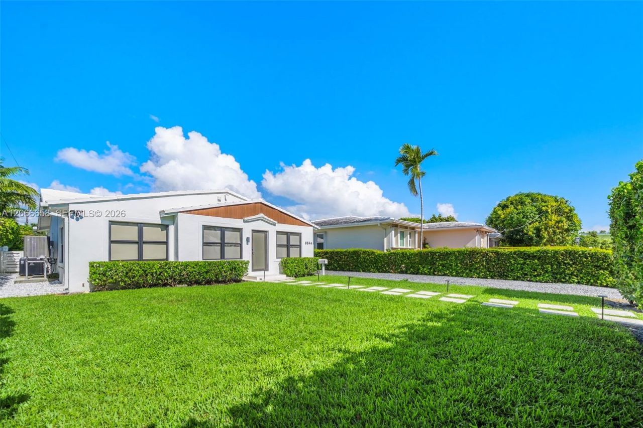 8844 Abbott Ave, Surfside, FL 33154 Photo