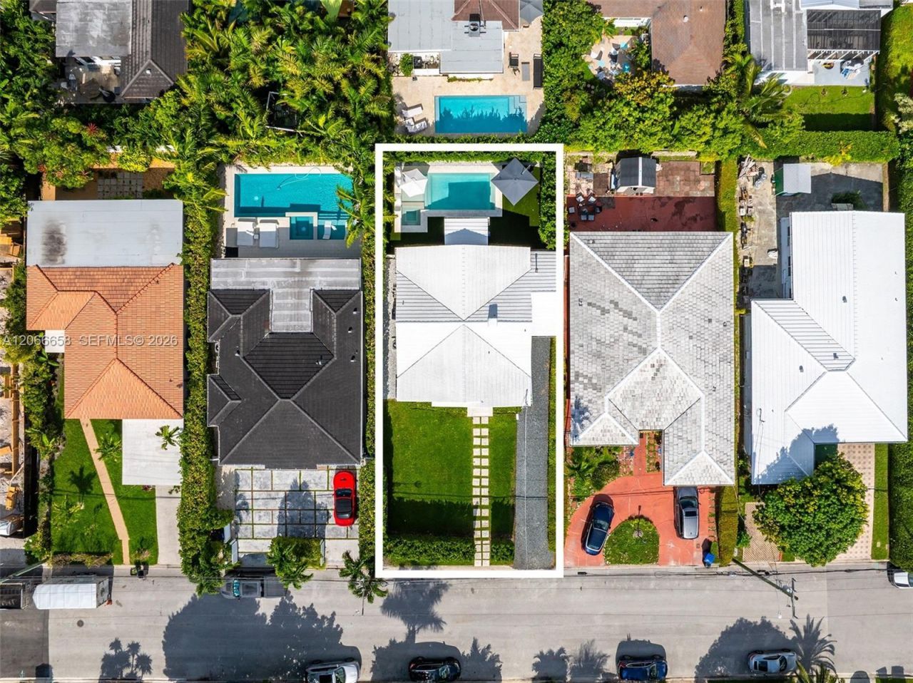 8844 Abbott Ave, Surfside, FL 33154 Photo