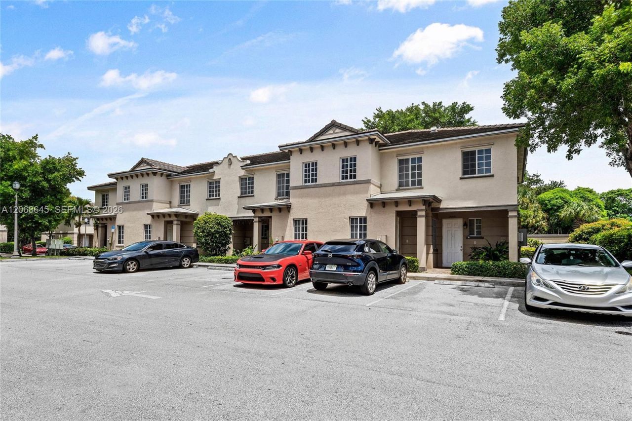 2004 Freeport Ln , Unit 4106, Riviera Beach, FL 33404 Photo