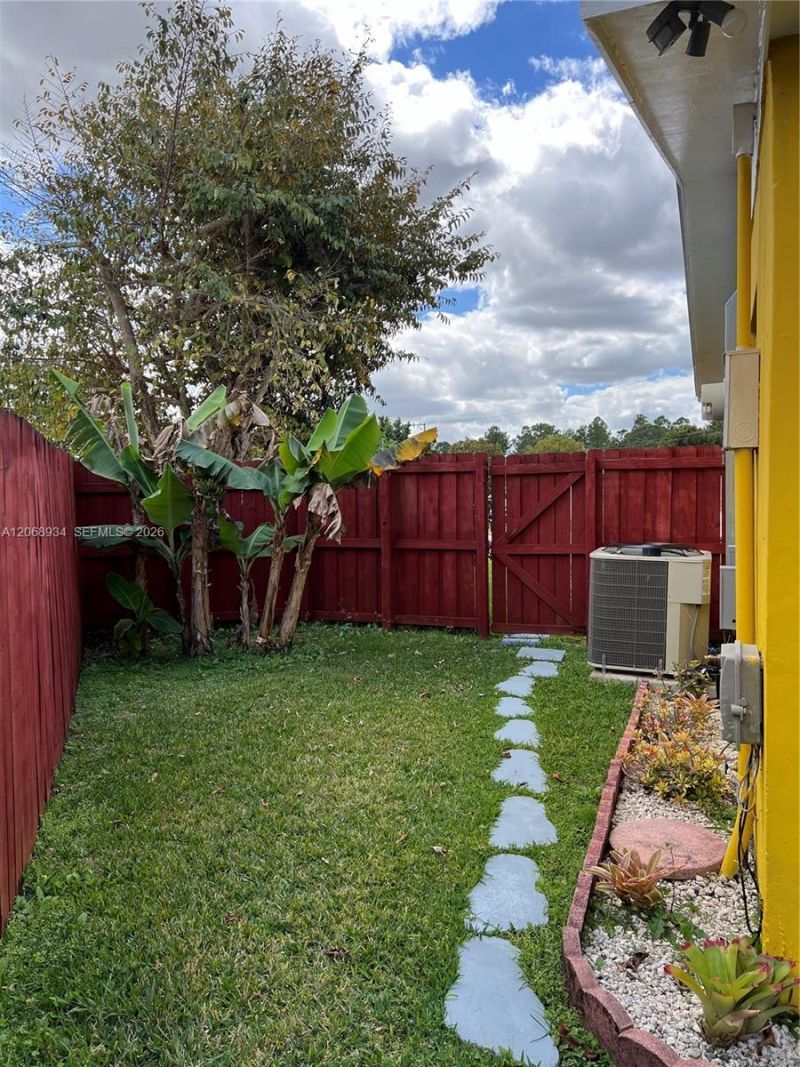 12135 SW 182nd Ter , Miami, FL 33177 Photo