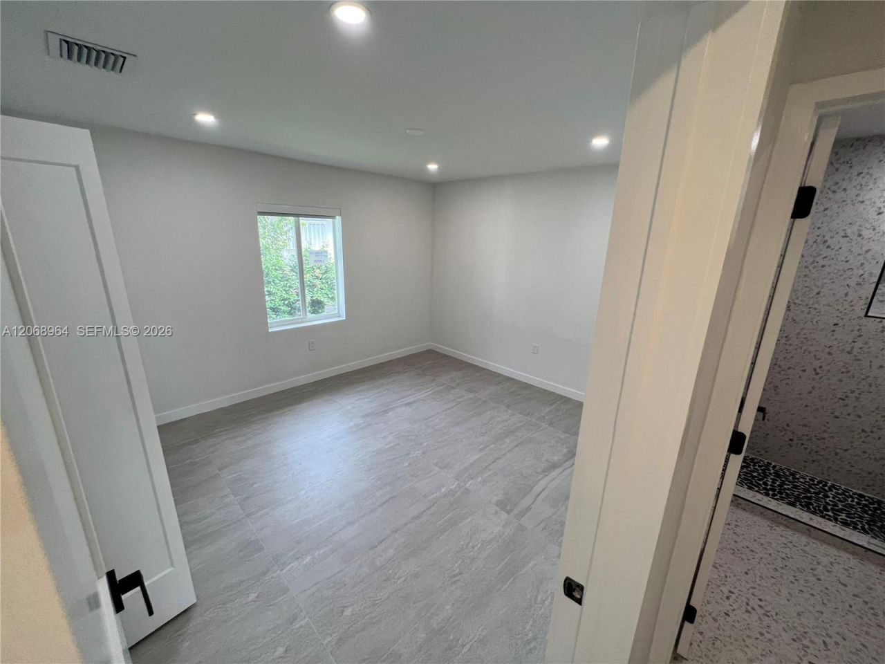 850 NE 127th St, North Miami, FL 33161 Photo