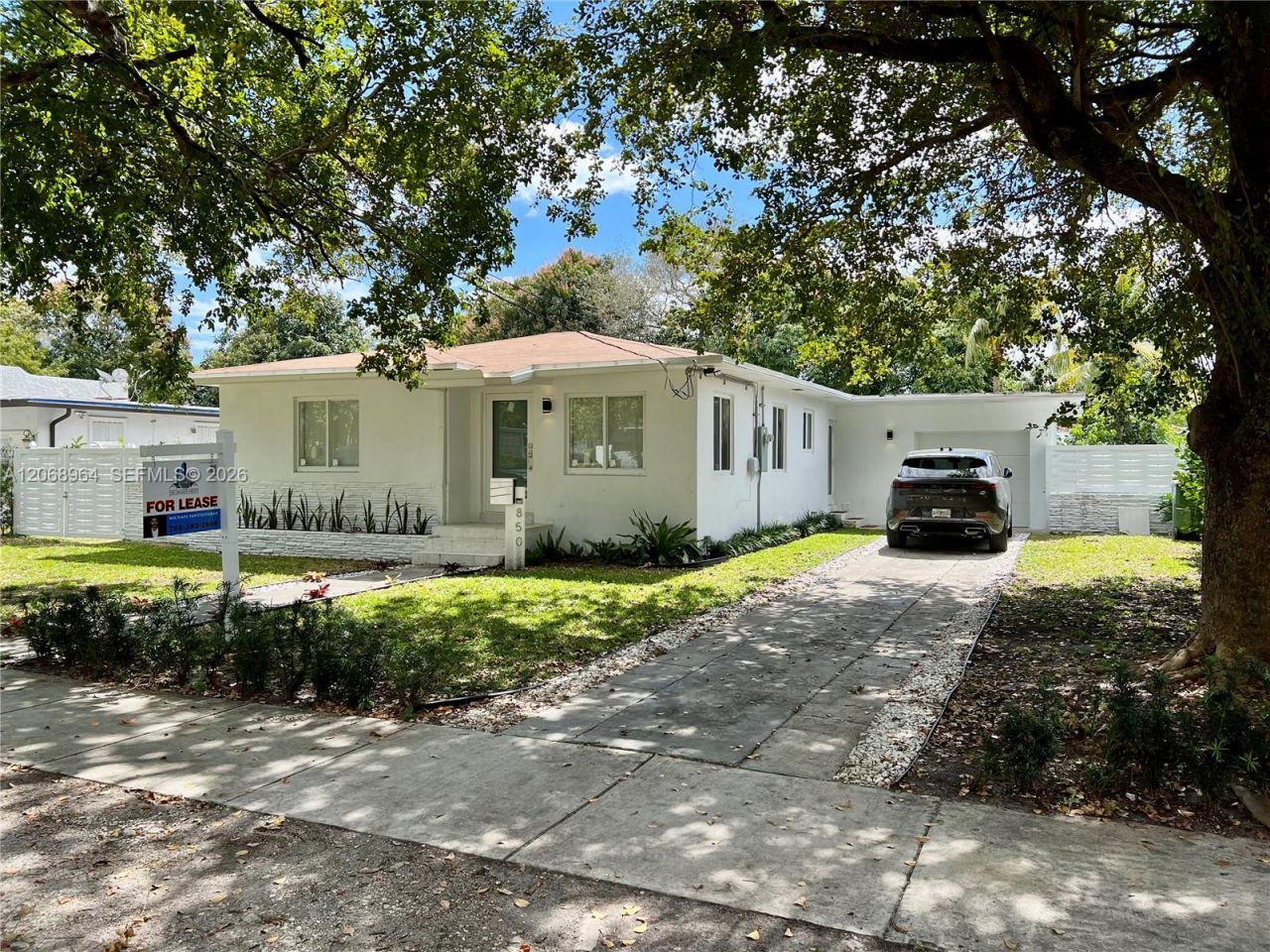 850 NE 127th St, North Miami, FL 33161 Photo