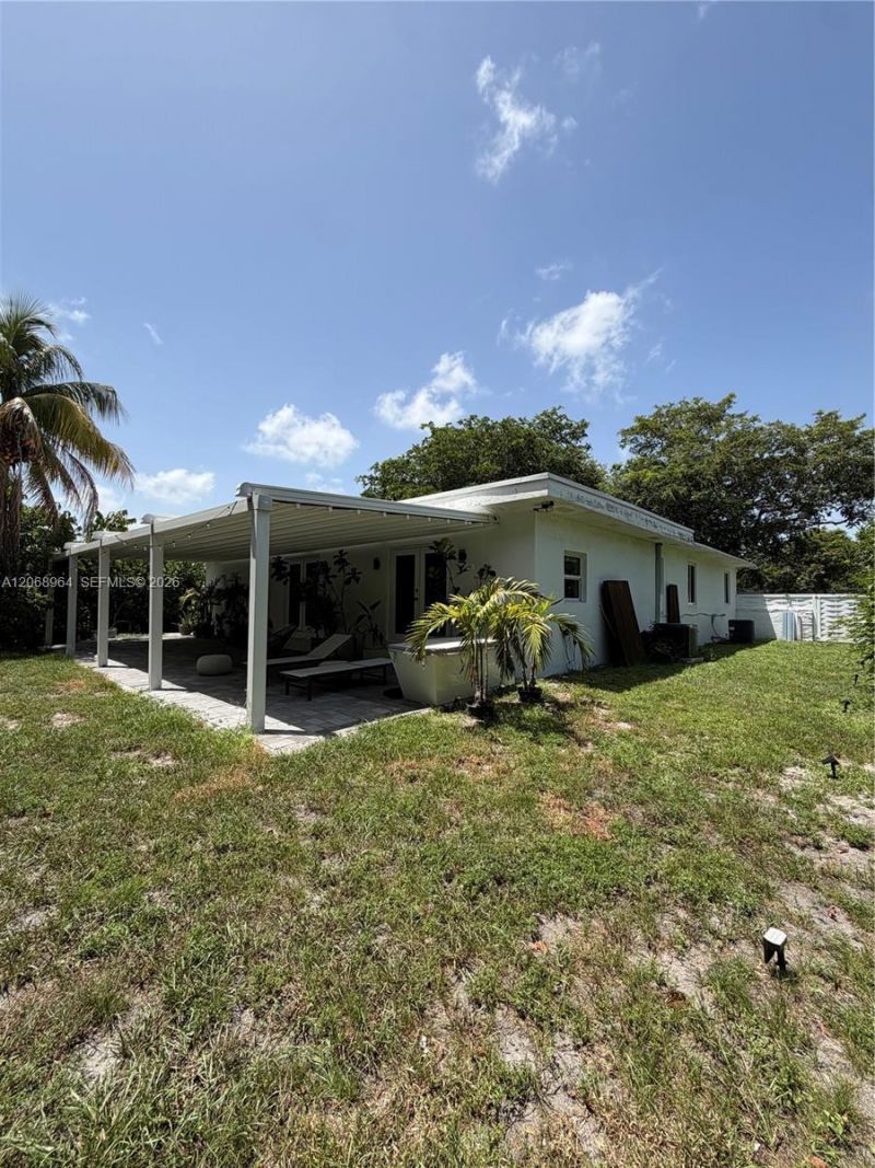 850 NE 127th St, North Miami, FL 33161 Photo