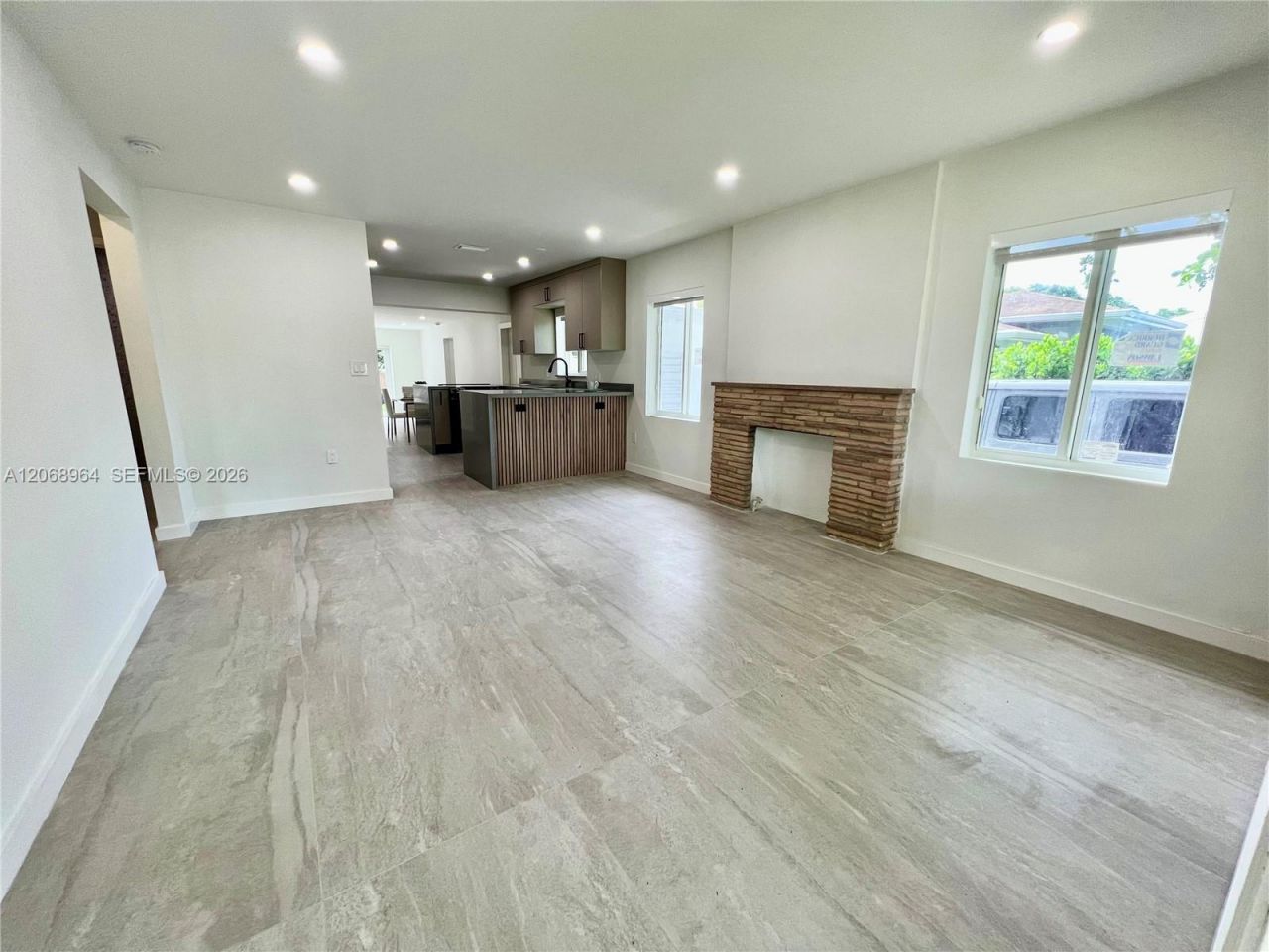 850 NE 127th St, North Miami, FL 33161 Photo