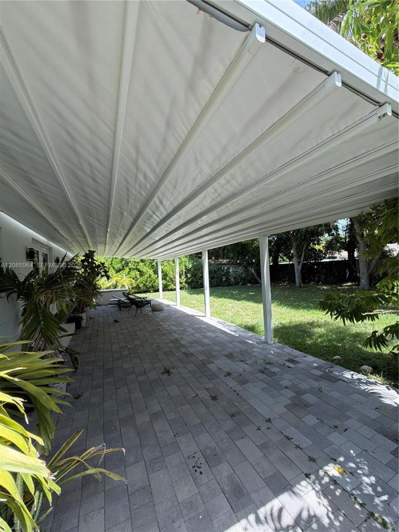 850 NE 127th St, North Miami, FL 33161 Photo