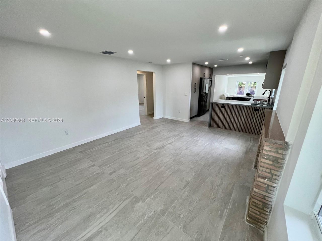 850 NE 127th St, North Miami, FL 33161 Photo
