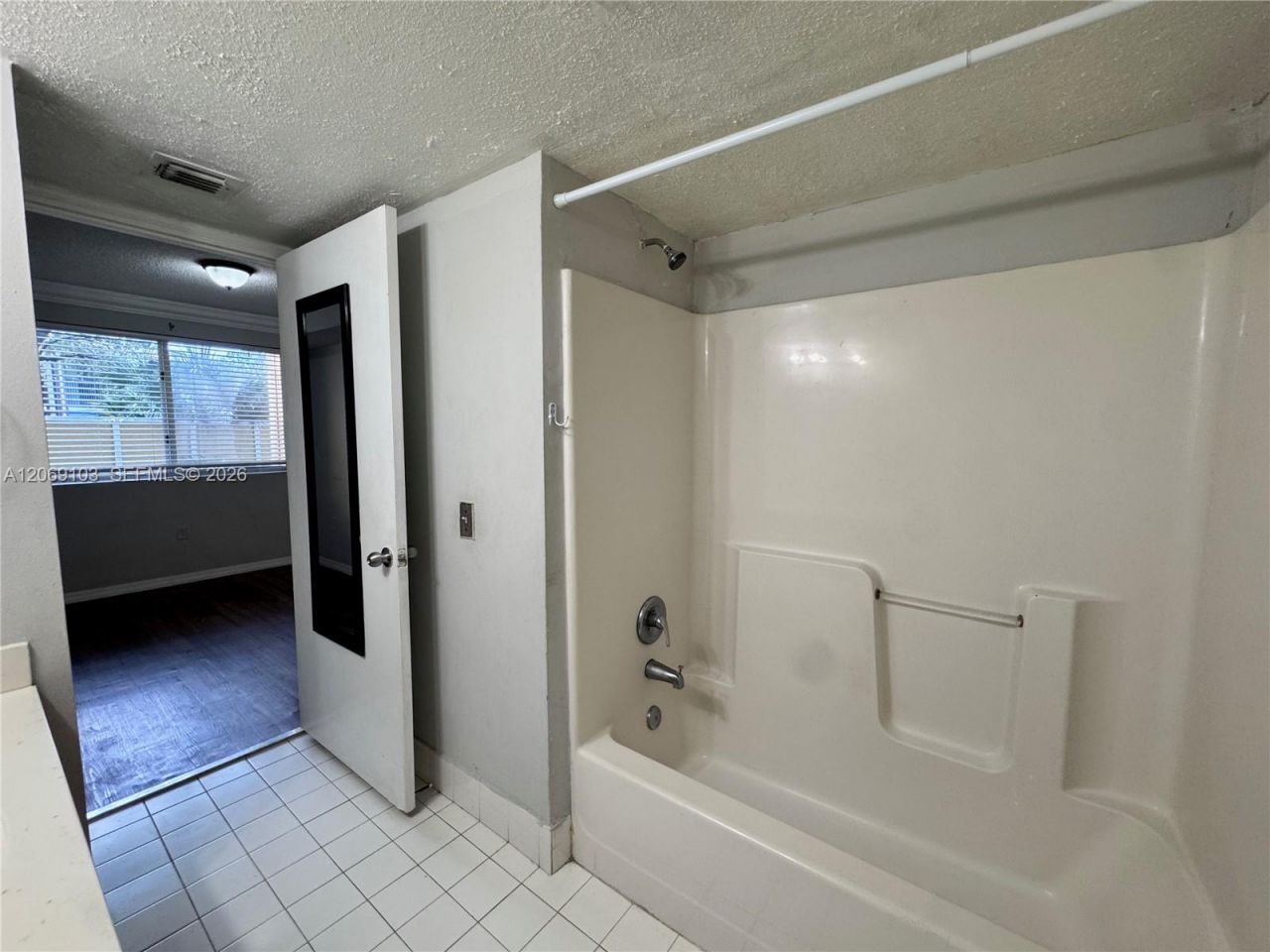 9909 Westwood Dr , Unit 16-1, Tamarac, FL 33321 Photo