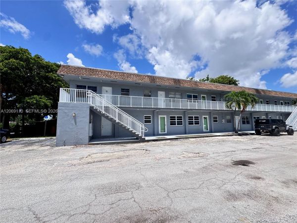 3265 Griffin Rd , Unit 202, Dania Beach, FL 33312