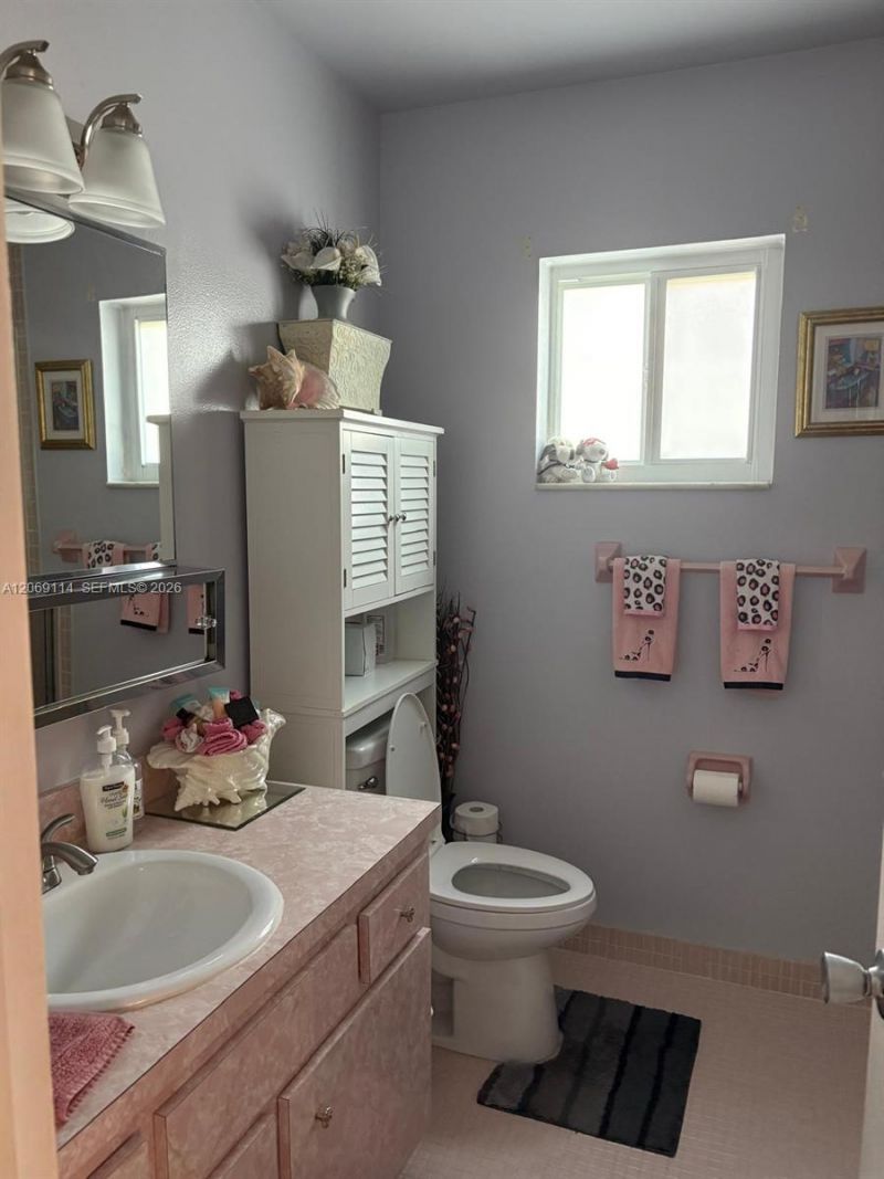 5300 Washington St , Unit C220, Hollywood, FL 33021 Photo