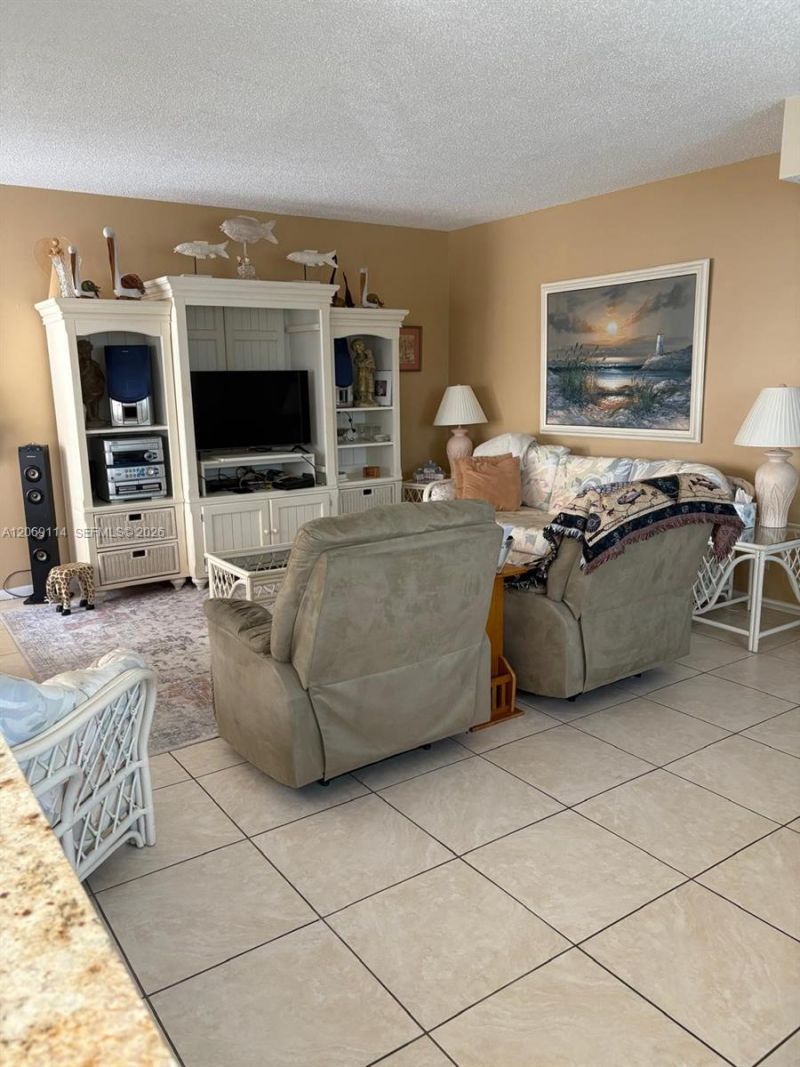 5300 Washington St, Unit C220, Hollywood, FL 33021 Photo