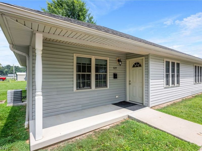 820-824 S 14th Street, Cambridge, OH 43725 Photo 2