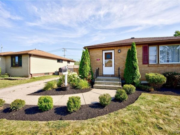 305 Lydia Lane , Buffalo, NY 14225