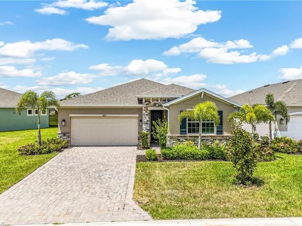 18227 Water Crossing DR, NORTH FORT MYERS, FL 33917