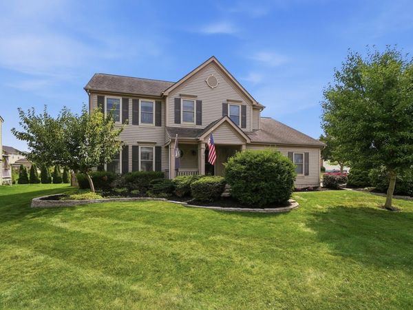 3579 Natalie Drive , Grove City, OH 43123