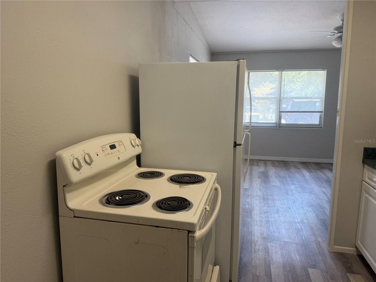 2425 Dixie Avenue , Sarasota, FL 34234 Photo