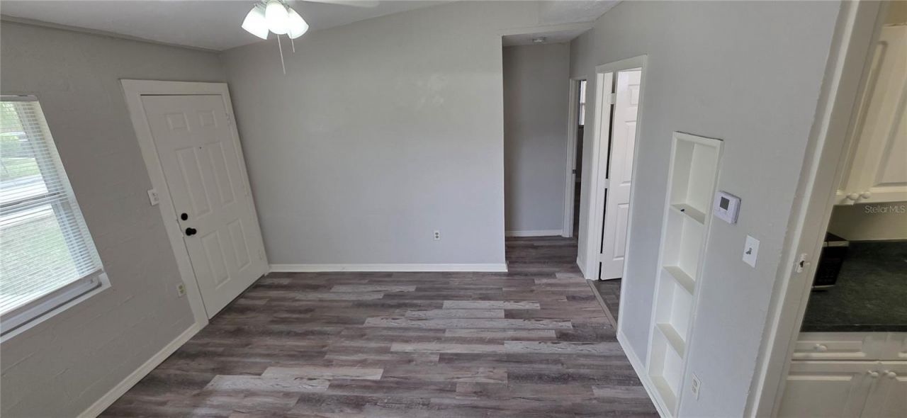 2425 Dixie Avenue , Sarasota, FL 34234 Photo