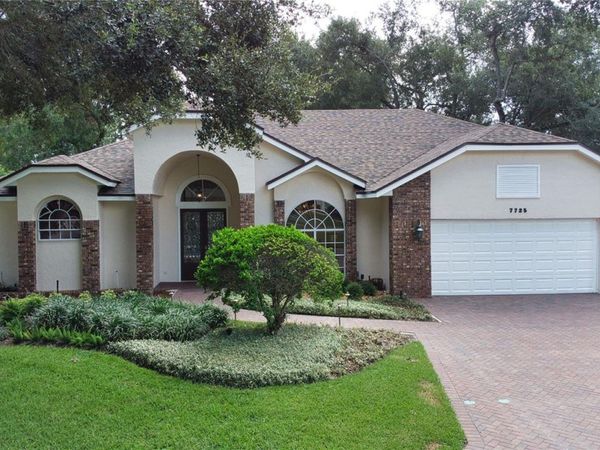 7725 APPLE TREE CIRCLE , ORLANDO, FL 32819