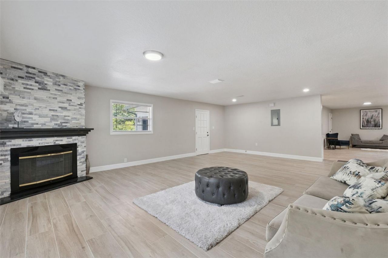1033 Crystal Bowl Circle , Casselberry, FL 32707 Photo