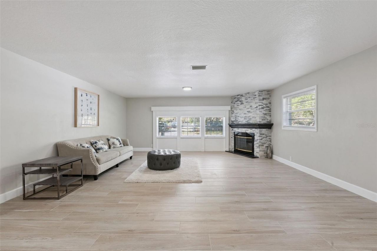 1033 Crystal Bowl Circle , Casselberry, FL 32707 Photo