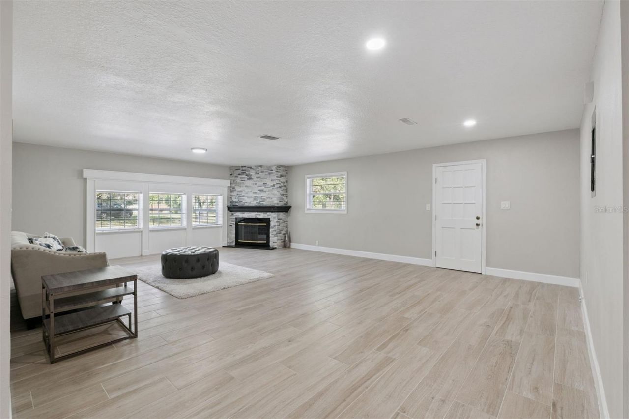 1033 Crystal Bowl Circle , Casselberry, FL 32707 Photo