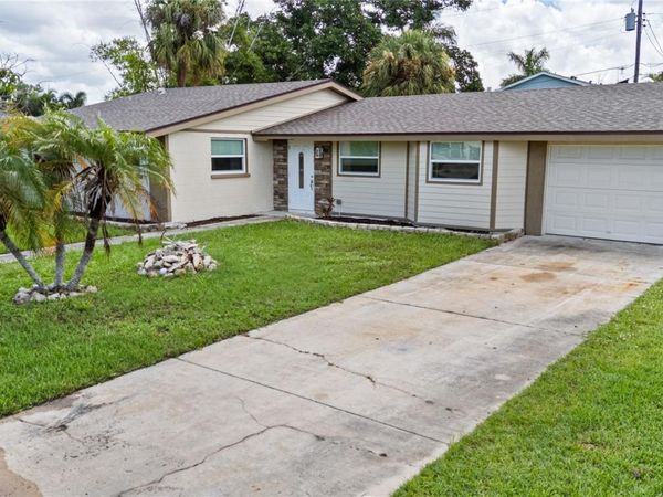 3831 118TH STREET W, BRADENTON, FL 34210