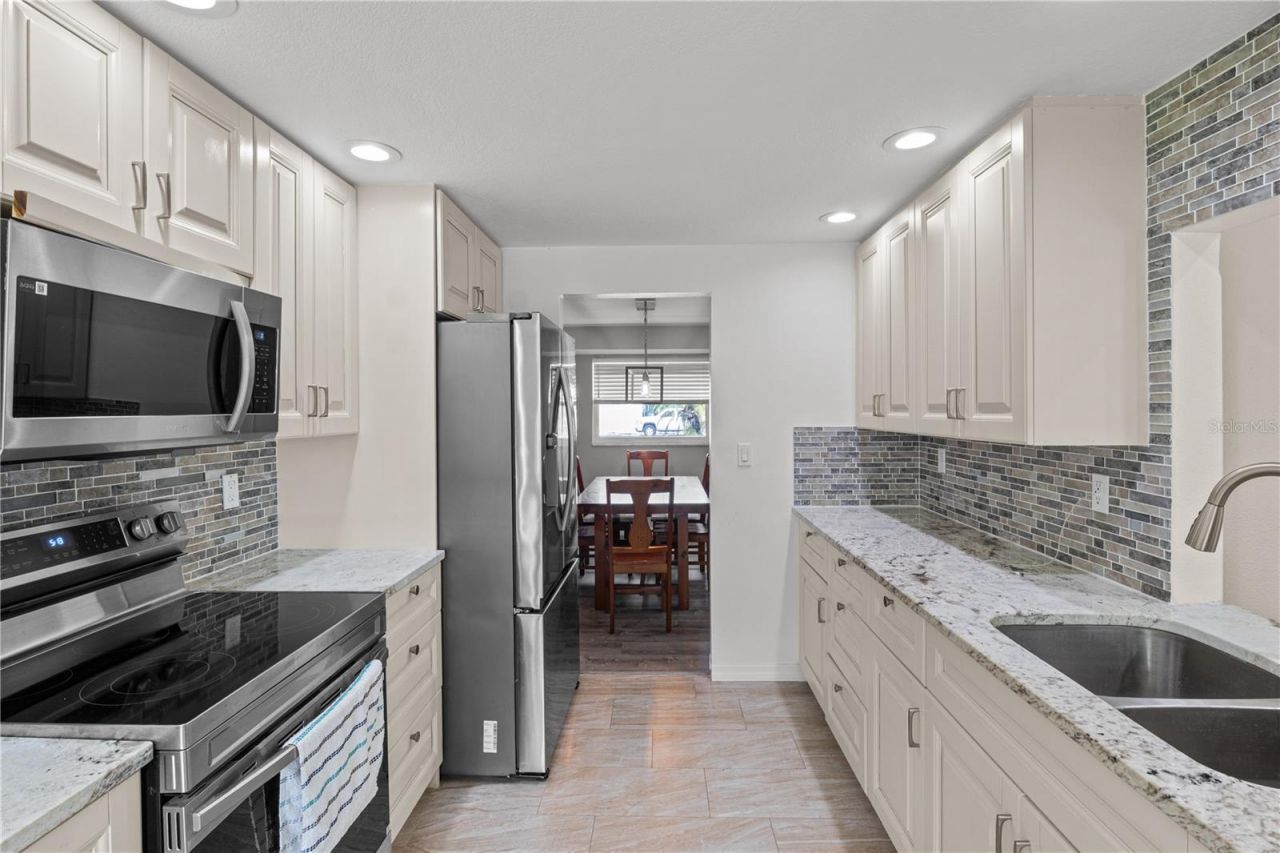 3831 118th Street W, Bradenton, FL 34210 Photo