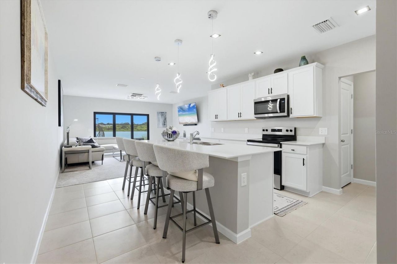 6340 Silverstar Drive, Sarasota, FL 34240 Photo