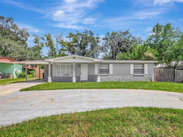 3908 E HANNA AVENUE , TAMPA, FL 33610