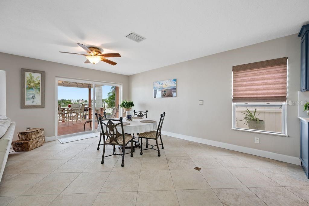 530 79th Street S, Saint Petersburg, FL 33707 Photo