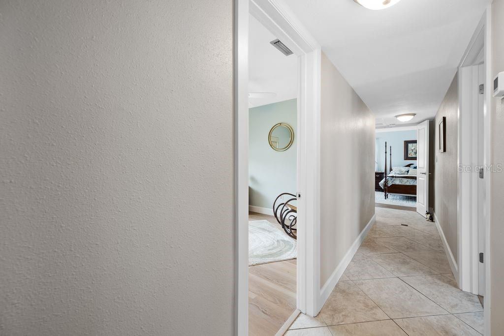 530 79th Street S, Saint Petersburg, FL 33707 Photo