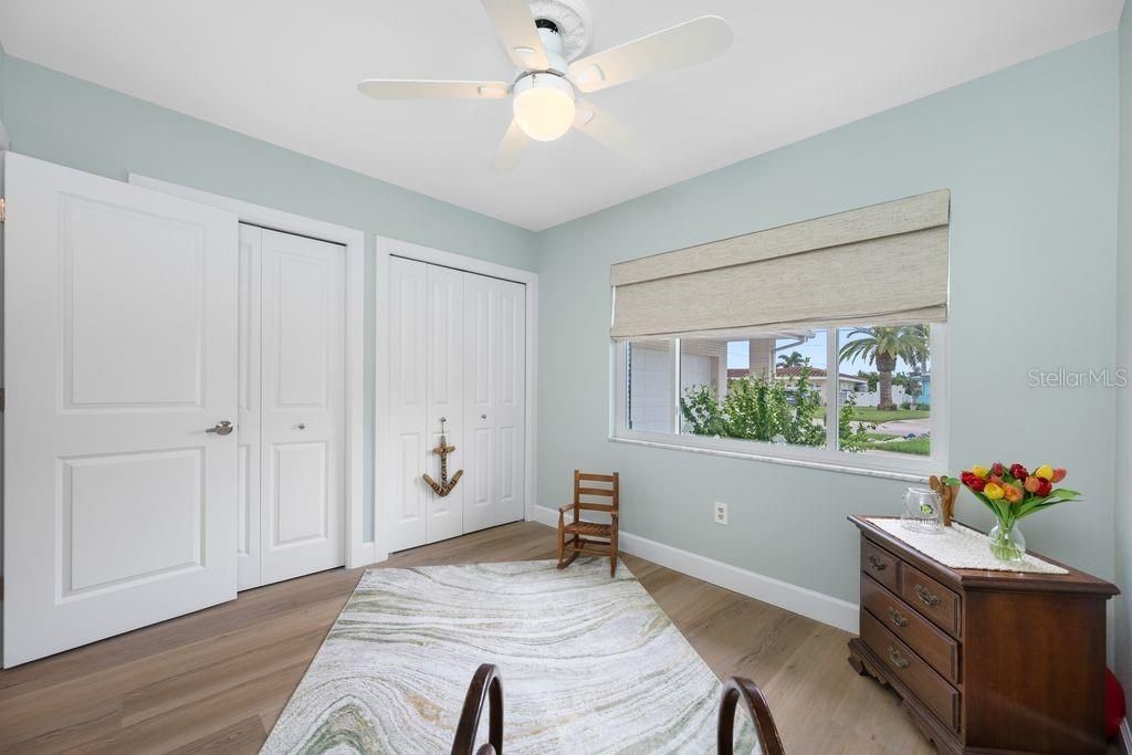 530 79th Street S, Saint Petersburg, FL 33707 Photo