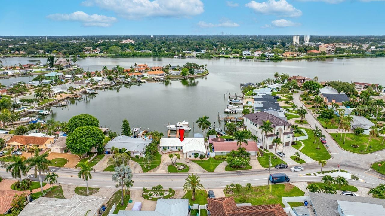 530 79th Street S, Saint Petersburg, FL 33707 Photo