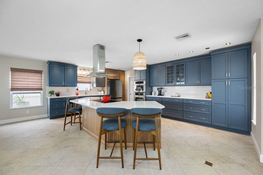 530 79th Street S, Saint Petersburg, FL 33707 Photo