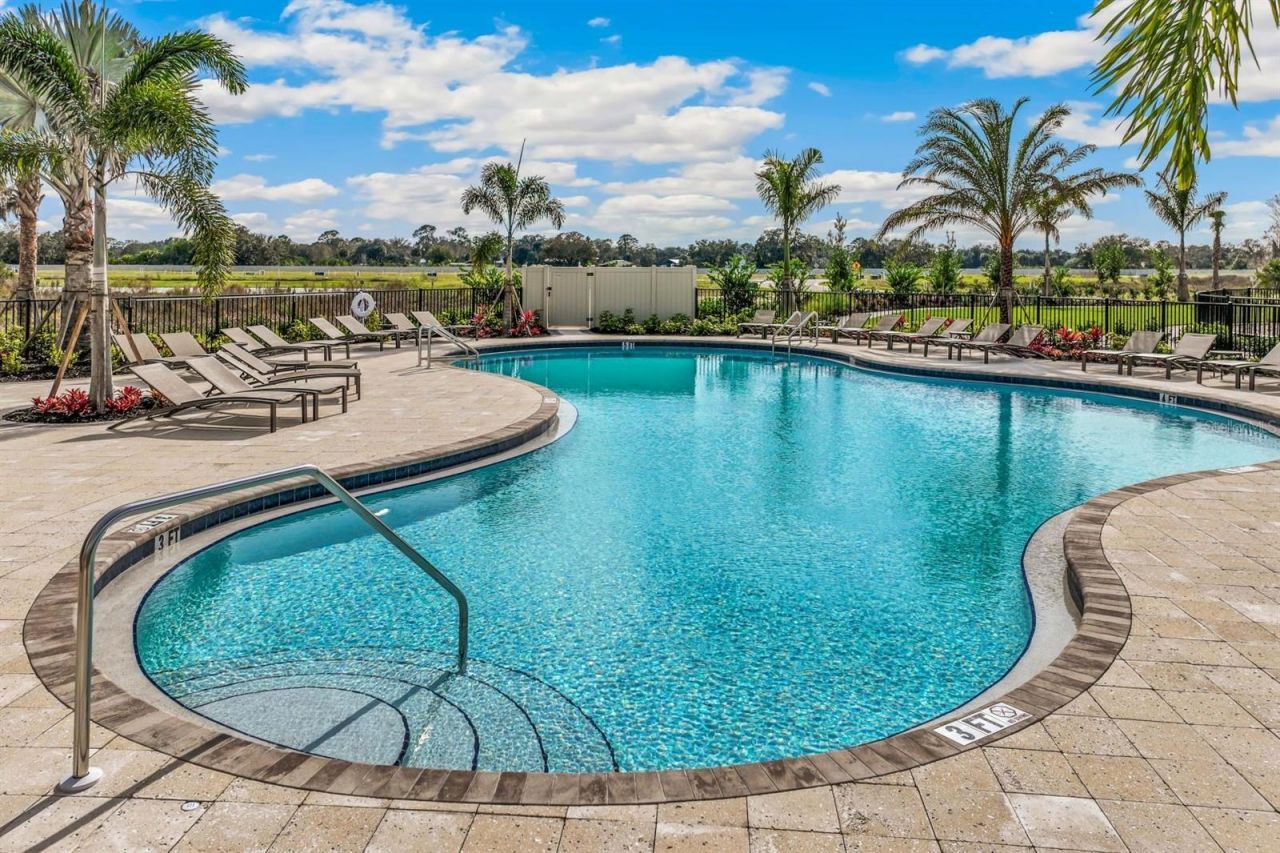 15840 8th Place E, Bradenton, FL 34212 Photo