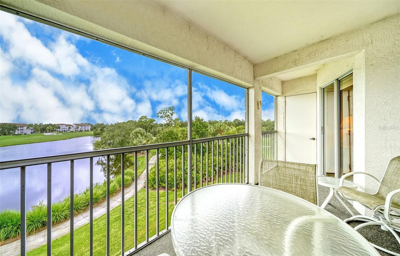 9330 Clubside Circle, Unit 3306, Sarasota, FL 34238 Photo