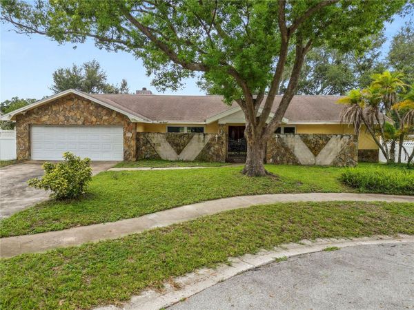 2010 MOSS COURT , DUNEDIN, FL 34698