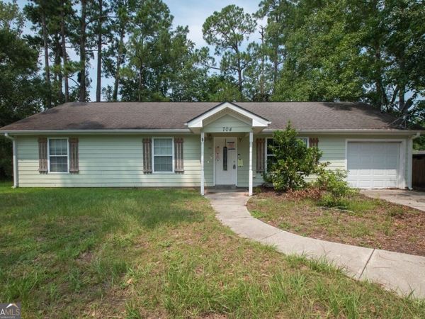 704 S May Street, Kingsland, GA 31548