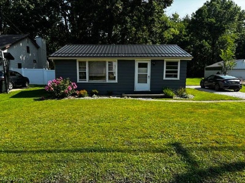 14601 Gaskill Drive NE, Alliance, OH 44601 Photo 1