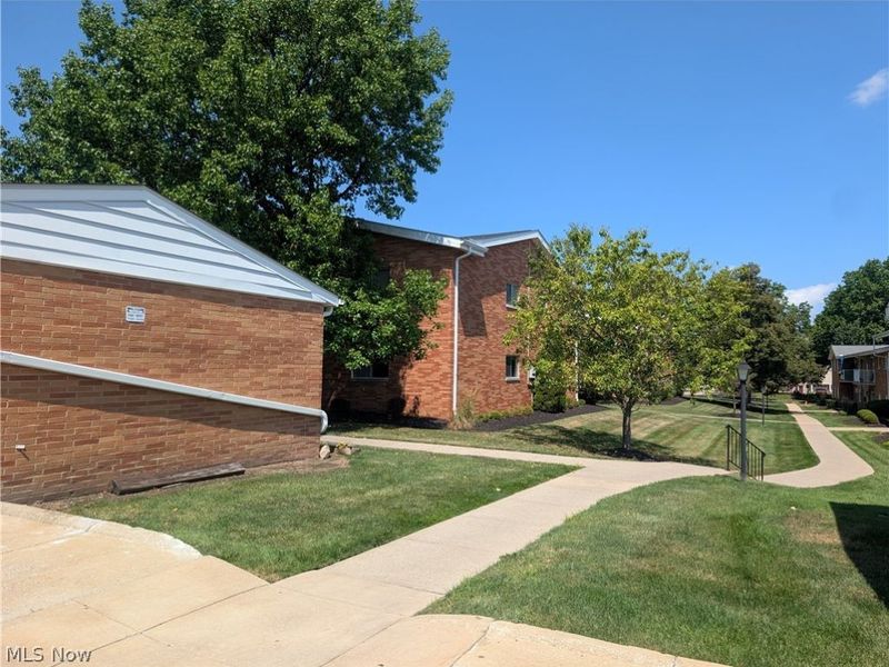 481 Tollis Parkway, Unit 170E, Broadview Heights, OH 44147 Photo 7