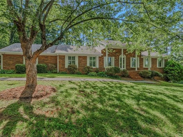 2160 Margaret Drive, Mount Airy, NC 27030