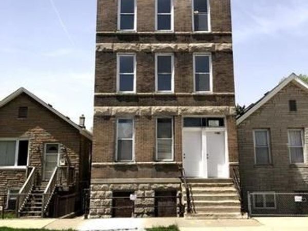 3210 S May Street , Unit 2F, Chicago, IL 60608