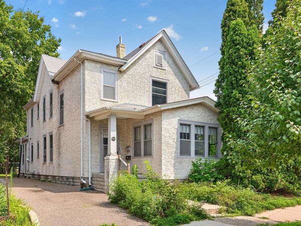 1015 20th Avenue NE, Minneapolis, MN 55418