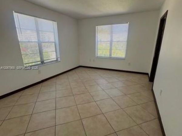1165 98 , Unit 403, Bay Harbor Islands, FL 33154