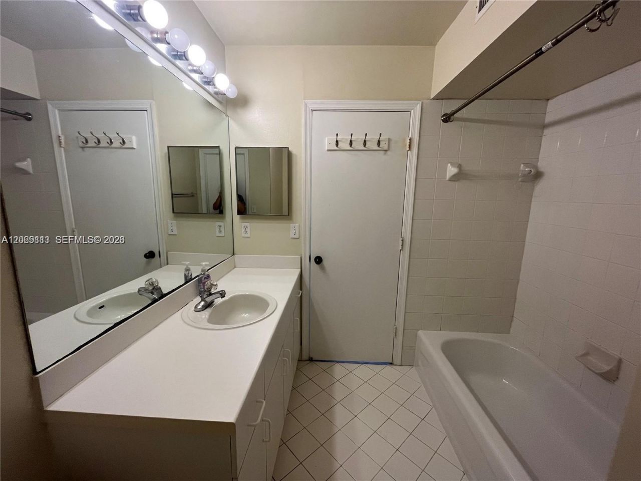 3905 San Simeon Ln, Weston, FL 33331 Photo
