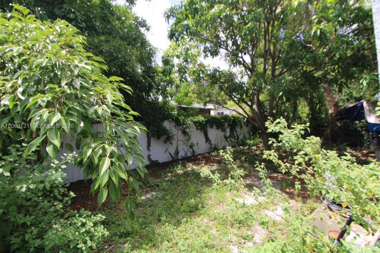 7010 NW 6th Ave, Miami, FL 33150 Photo