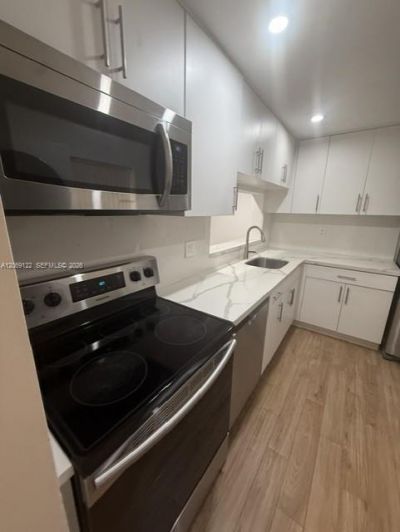 8420 SW 133rd Ave Rd , Unit 201, Miami, FL 33183 Photo