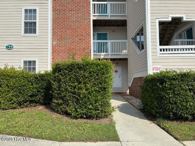 719 Melba Court, Unit C, Wilmington, NC 28405 Main Photo