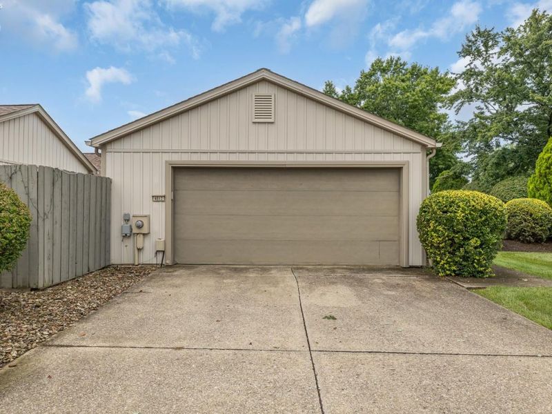4812 Spruce Pine Way, North Ridgeville, OH 44039 Photo 2