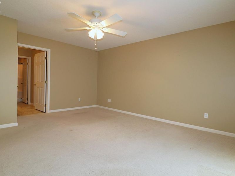 18 Falcon Crest Drive, Unit A, Norwalk, OH 44857 Photo 14